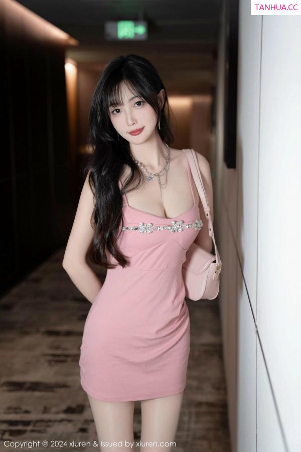 林星阑  [XiuRen]高清写真图 2024.11.01 No.9380 林星阑 丝袜美腿第35张图片